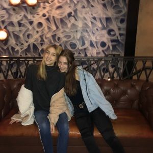 Meet your Posher, Sofia